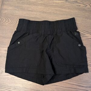 Avalanche‎ Black Women's Athletic Shorts S